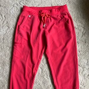 Figs Zamora joggers medium petite Neon Red